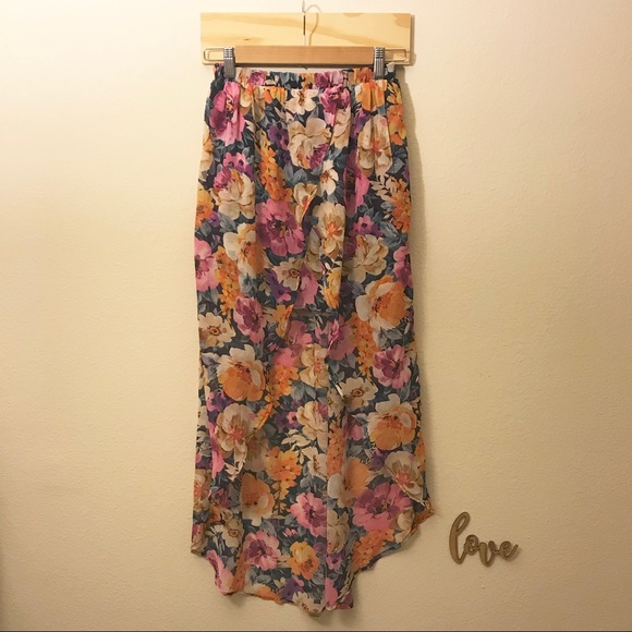 FOREVER 21 - High and Low Semi Sheer Floral Skirt - Picture 3 of 5